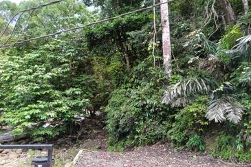 Stream Land @ Sungai Bil, Tanjung Malim, Perak 