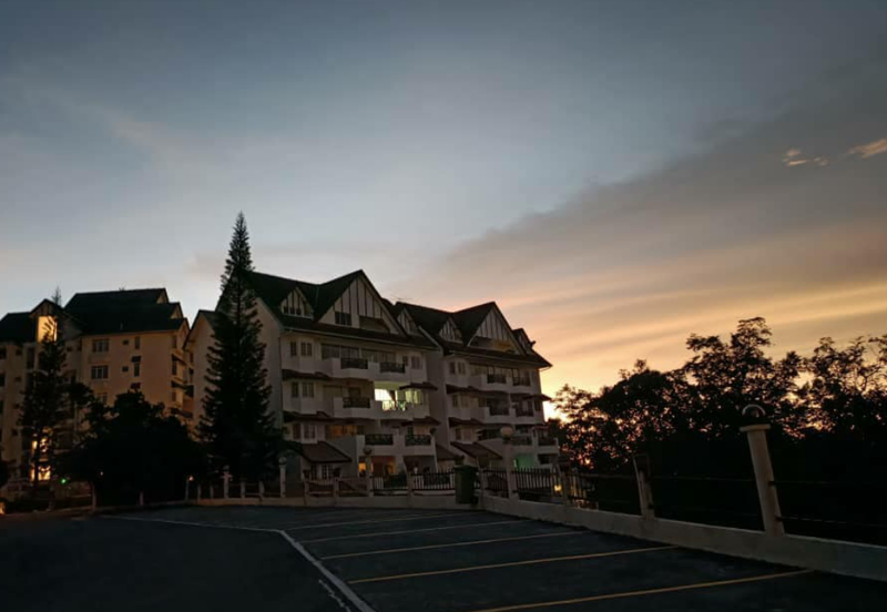 Silverpark Apartment