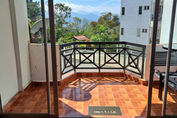 Silverpark Apartment