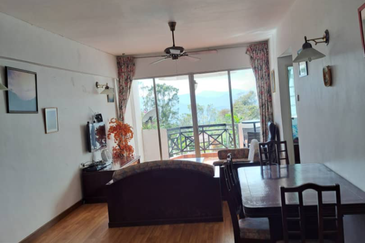 Silverpark Apartment