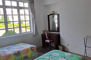 Silverpark Apartment