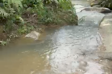 Stream Land @ Diamond Creeks, Tanjung Malim, Perak 