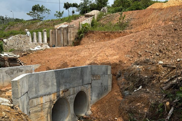 Stream Land @ Diamond Creeks, Tanjung Malim, Perak 