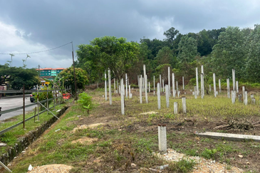 Converted Housing Residential Land @ Tanjung Malim, Perak 