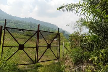 Land @ Sungai Bil, Tanjung Malim, Perak