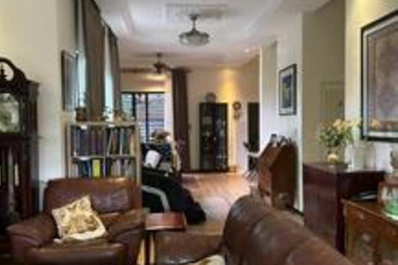 Azhara @ Antara Gapi