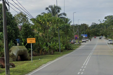 Roadside Agriculture Land @ Behrang Ulu Town, Tanjung Malim, Perak 
