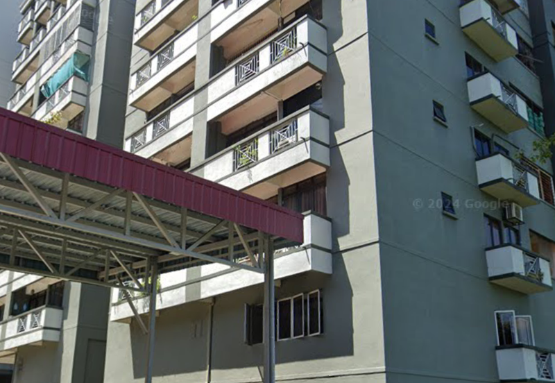 Turf View Apartment (Mutiara Serdang)