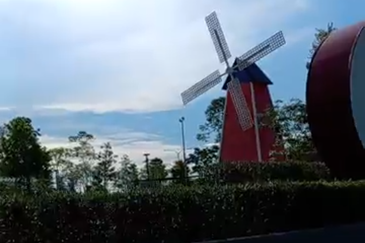 New Shop Office @ Caledonia Avenue, Ijok, Sungai Buloh, Selangor 