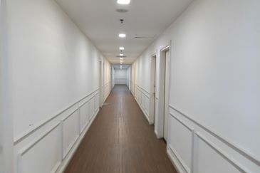 Crown Tower @ Empire City