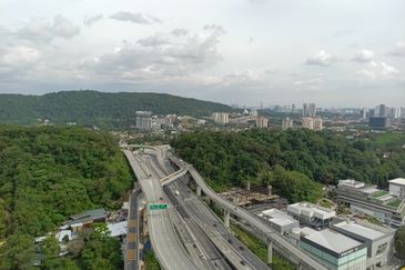 Crown Tower @ Empire City