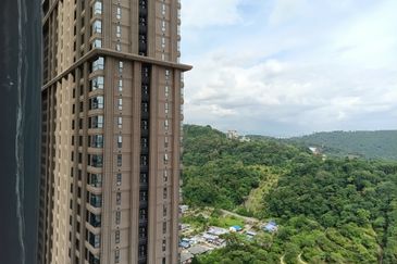 Crown Tower @ Empire City