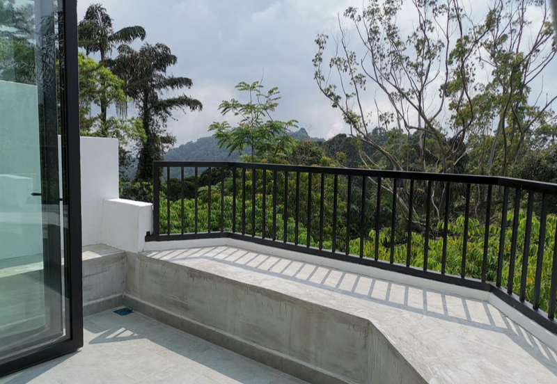 Silverpark Apartment