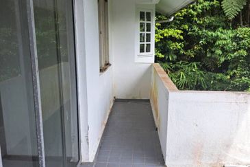 Silverpark Apartment