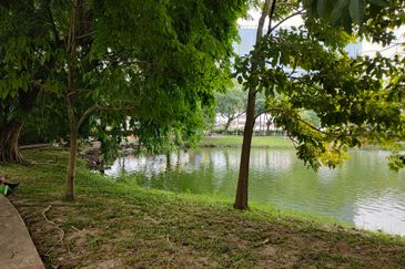 Lakeside Bangalow Land @ Ampang Hilir, KL 