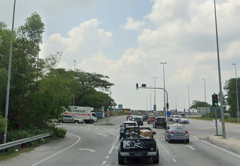 Roadside Commercial Land @ Puncak Alam, Selangor