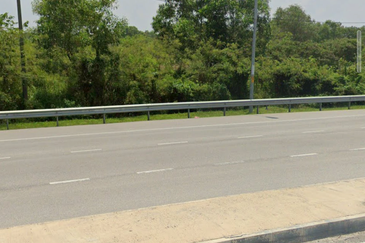 Roadside Commercial Land @ Puncak Alam, Selangor