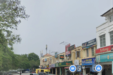 JALAN PUNCAK ALAM JAYA