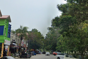 JALAN PUNCAK ALAM JAYA