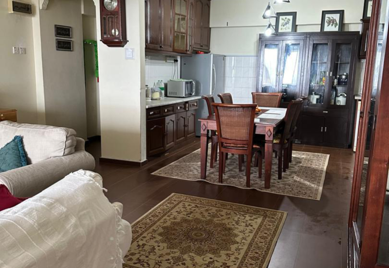 Silverpark Apartment