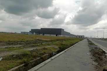 Industry Land @ Tanjung Dua Belas, Banting, Kuala Langat, Selangor 