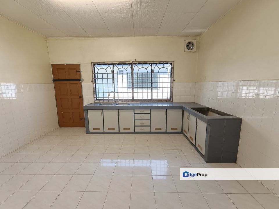 Jalan Badik Puteri Wangsa - 2 Storey Terrace House For Sale, Johor, Ulu Tiram