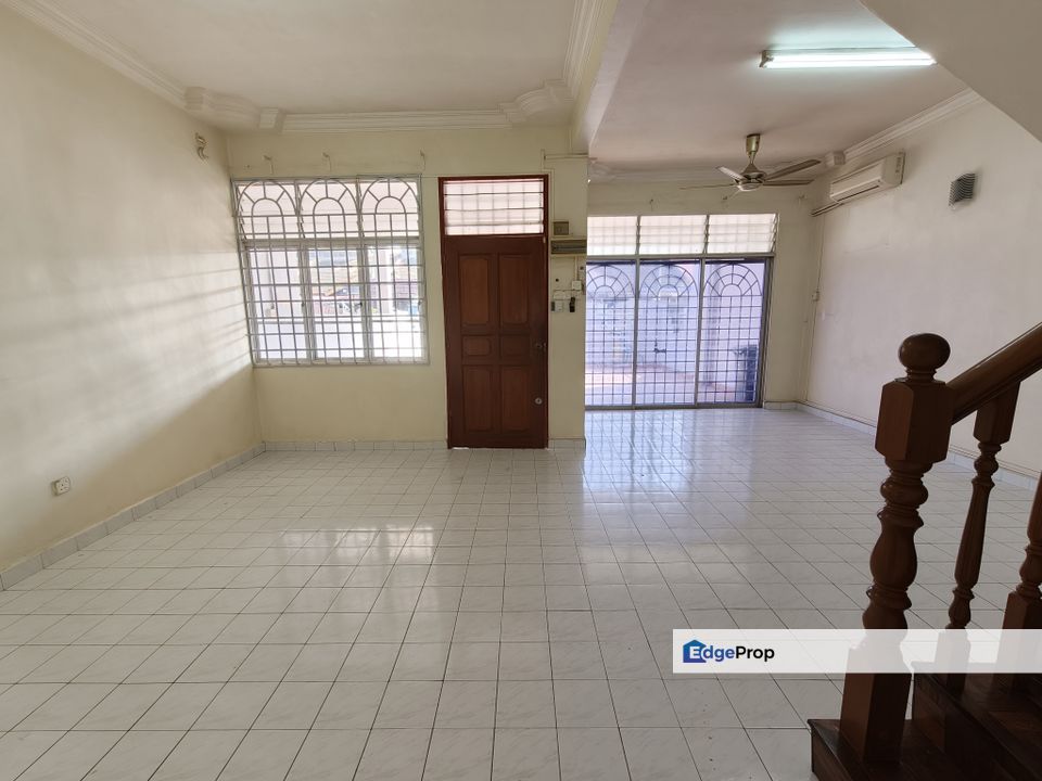 Jalan Badik Puteri Wangsa - 2 Storey Terrace House For Sale, Johor, Ulu Tiram