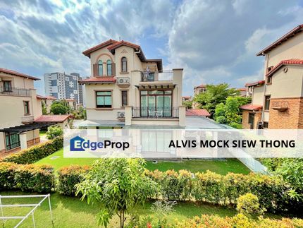 Cheap Sale Freehold 3 Storey Good Condition Spanish Style Bungalow House @ Diamond City, Semenyih, Selangor, Selangor, Semenyih
