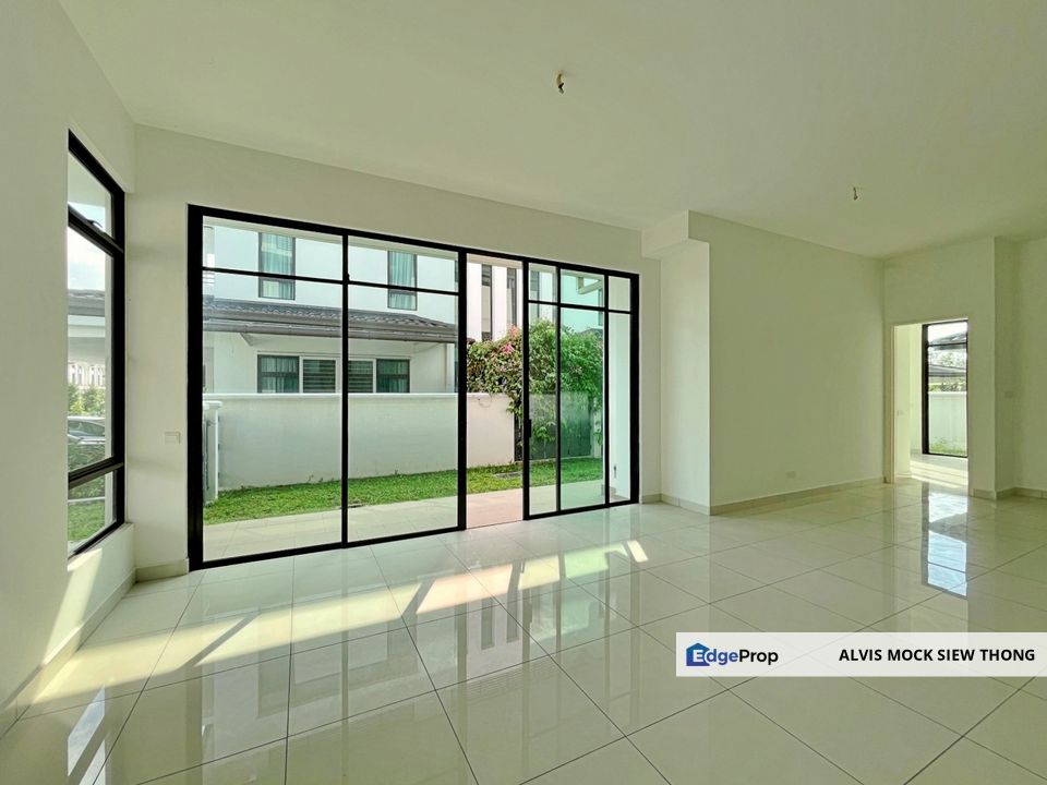 Cheap Sale Freehold Double Storey Good Condition Semi-D House @ Tenderfields, Eco Majestic, Semenyih, Selangor, Semenyih