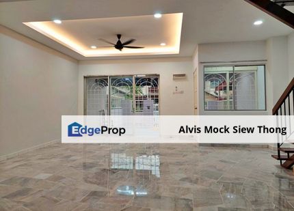 Cheap Sale Freehold Double Storey Good Renovated Condition Terrace House @ Taman Bukit Permai, Kajang, Selangor, Kajang