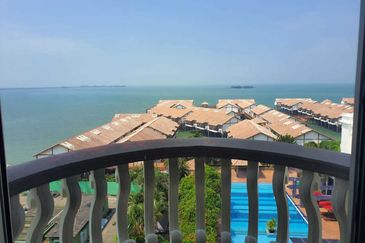 Glory Beach Resort Apartment