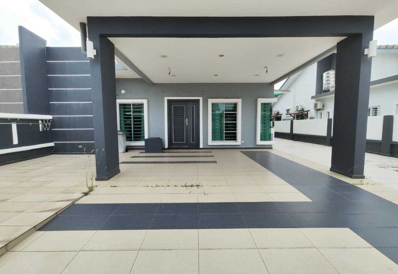 Bandar Dataran Segar