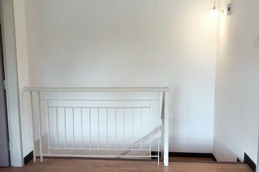 Double Storey End Lot [Bandar Ainsdale]