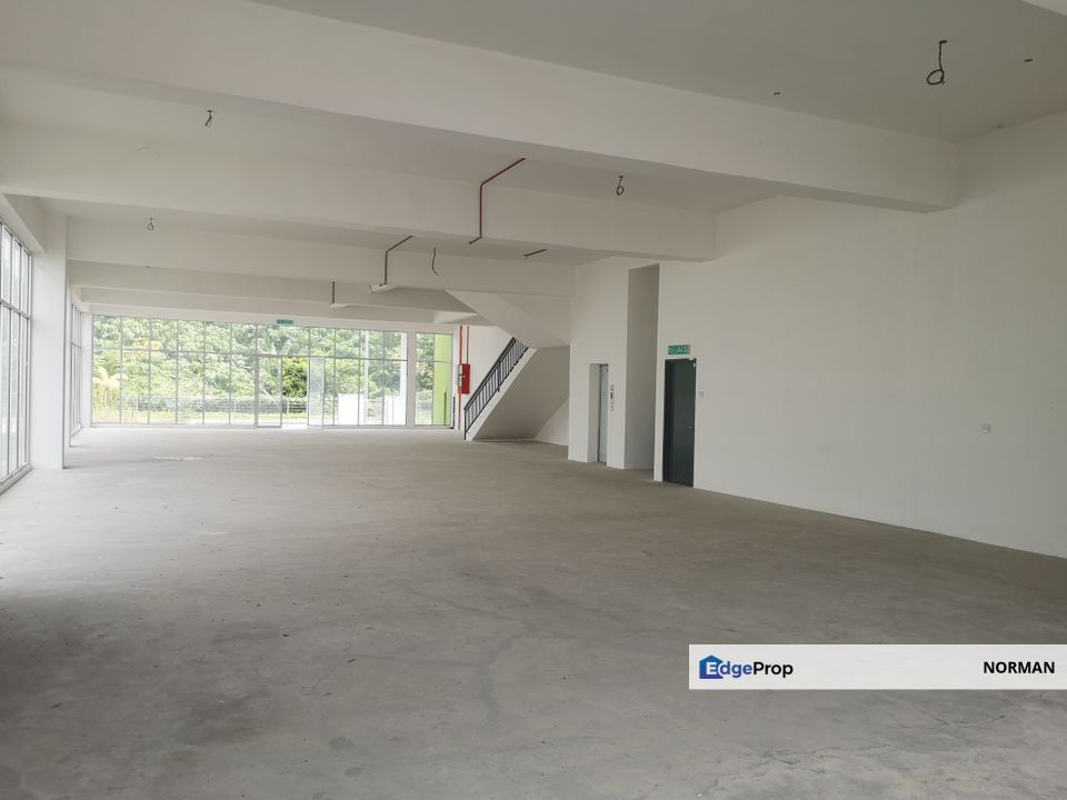 [62'x175'] 3 Storey Semi D Factory Warehouse Nilai, Negeri Sembilan, Nilai