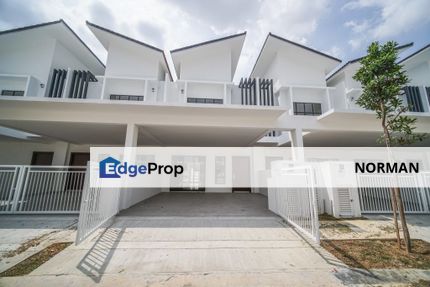 [22'x85'] Huge Double Storey Terrace Bandar Sri Sendayan, Negeri Sembilan, Siliau