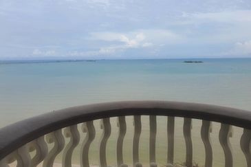 Glory Beach Resort Apartment