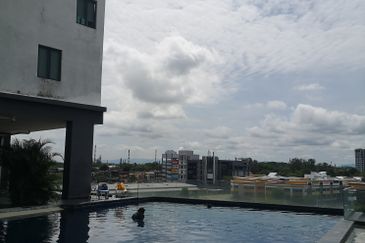 [RM400K] Port Dickson Serviced Residence with Seaview Balcony 