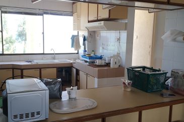 [RM550K] Tanjung Biru Condominum [TOP FLOOR PENTHOUSE SEAVIEW SEAFRONT]