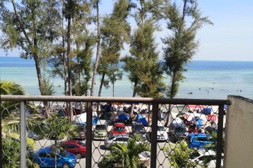 [RM550K] Tanjung Biru Condominum [TOP FLOOR PENTHOUSE SEAVIEW SEAFRONT]