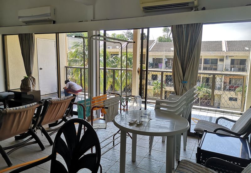 [RM550K] Tanjung Biru Condominum [TOP FLOOR PENTHOUSE SEAVIEW SEAFRONT]