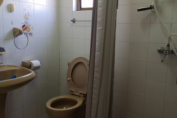 [RM550K] Tanjung Biru Condominum [TOP FLOOR PENTHOUSE SEAVIEW SEAFRONT]