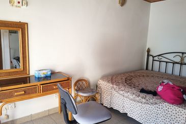 [RM550K] Tanjung Biru Condominum [TOP FLOOR PENTHOUSE SEAVIEW SEAFRONT]