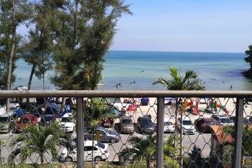 [RM550K] Tanjung Biru Condominum [TOP FLOOR PENTHOUSE SEAVIEW SEAFRONT]