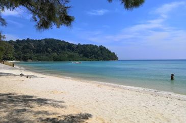 [RM550K] Tanjung Biru Condominum [TOP FLOOR PENTHOUSE SEAVIEW SEAFRONT]