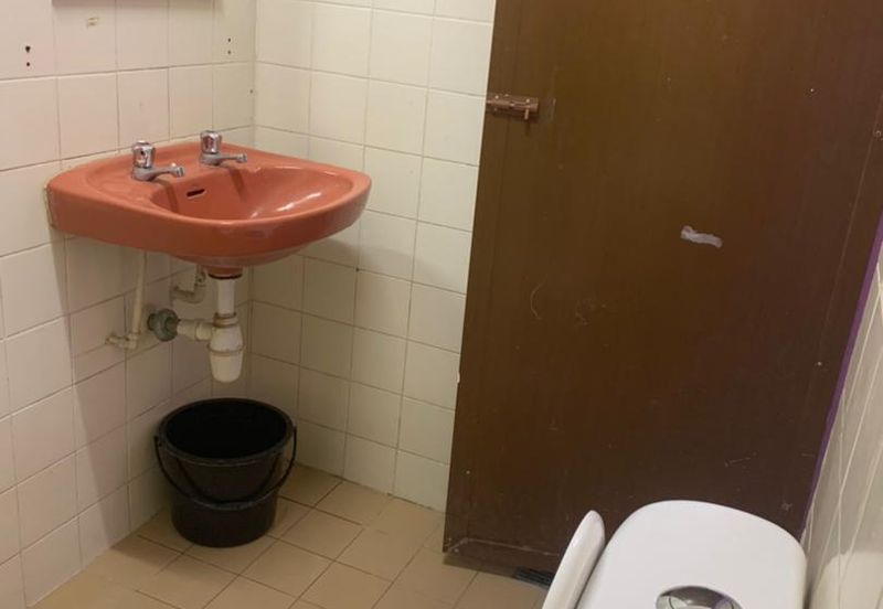 [RM180K] Tanjung Biru Condominum [SEAFRONT UNIT] [WALKING TO BEACH]