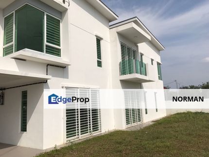 Double Storey Corner Unit in Bandar Sri Sendayan [FOR SALE], Negeri Sembilan, Siliau