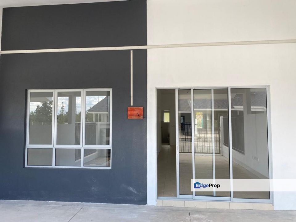 IRINGAN BAYU, SINGLE STOREY FOR SALES SENDAYAN MAMBAU SEREMBAN, Negeri Sembilan, Seremban