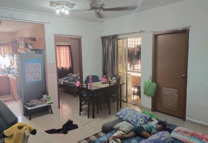 DAHLIA, GARDEN AVENUE, SEREMBAN 2 FOR SALE