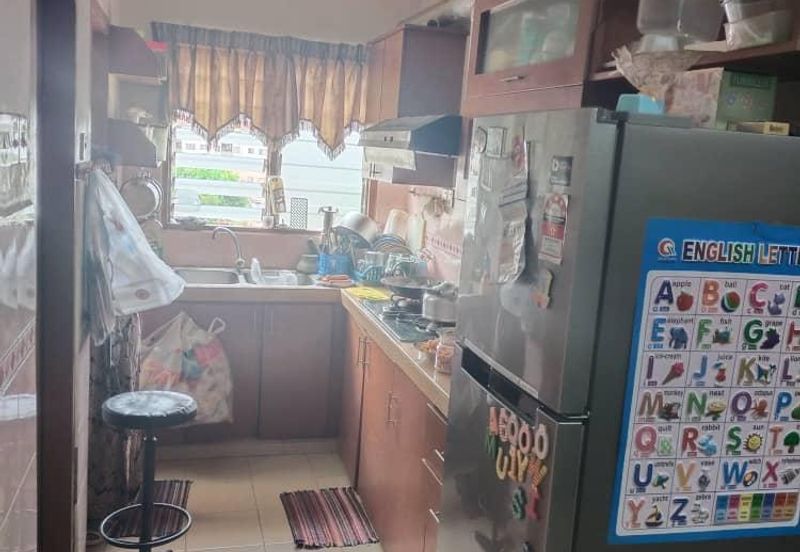 DAHLIA, GARDEN AVENUE, SEREMBAN 2 FOR SALE