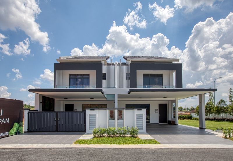 Double Storey End Lot for Sale [RIMBUN IMPIAN, SEREMBAN 2 S2 HEIGHTS]